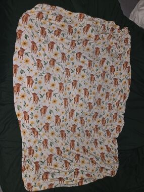Charlotte The Sleepy Sloth White Floral & Cow Print Crib Sheet